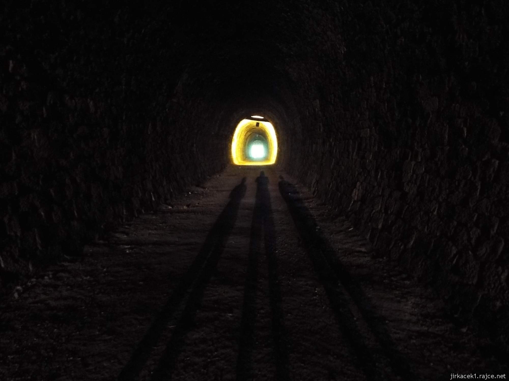 Slavíč - Ferdinandův železniční tunel - mimozemšťani v tunelu