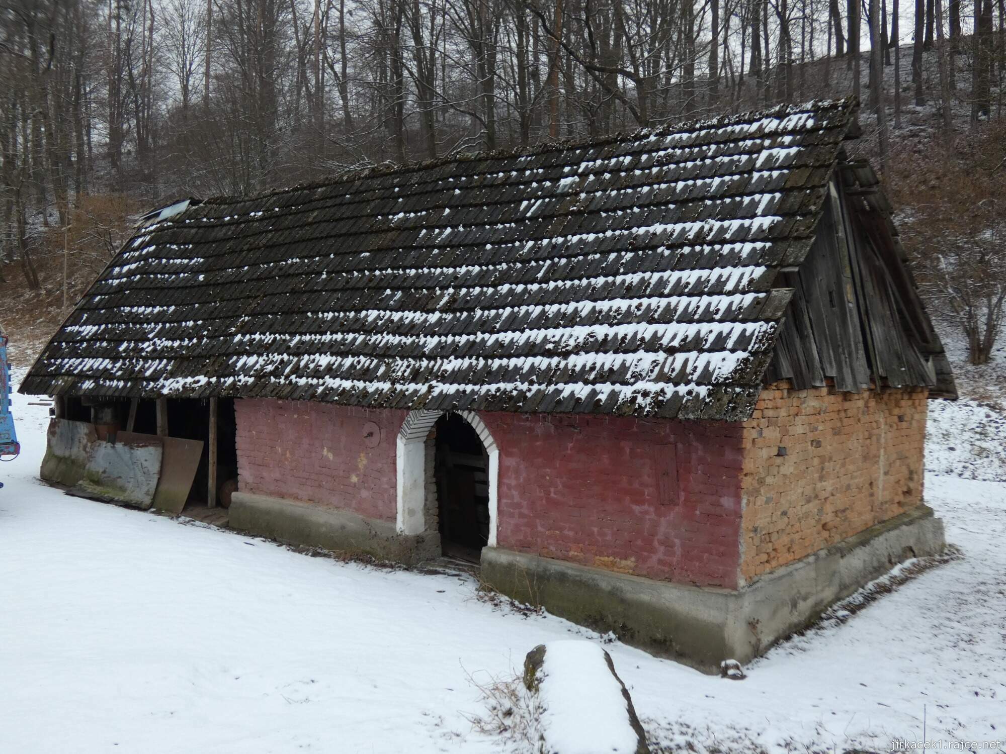 D - Leskovec - Cihlářův mlýn 005 - unikátní olejna