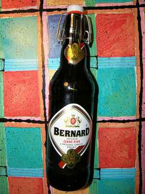 Bernard  - černé - 5,1 % Vol. alc. - photo by © Michal Hanisch, 2008