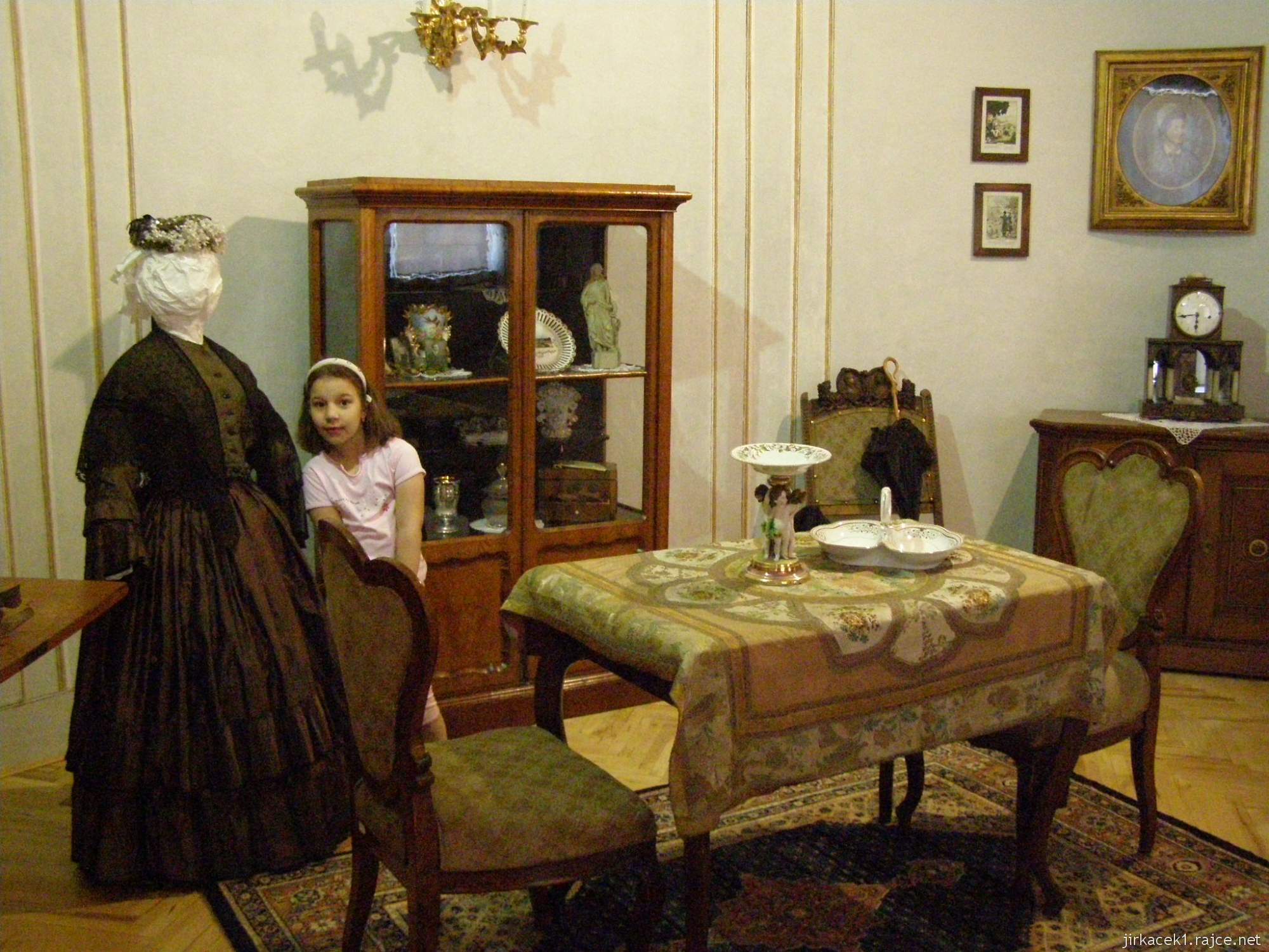 Mohelnice - městské muzeum - expozice bydlení