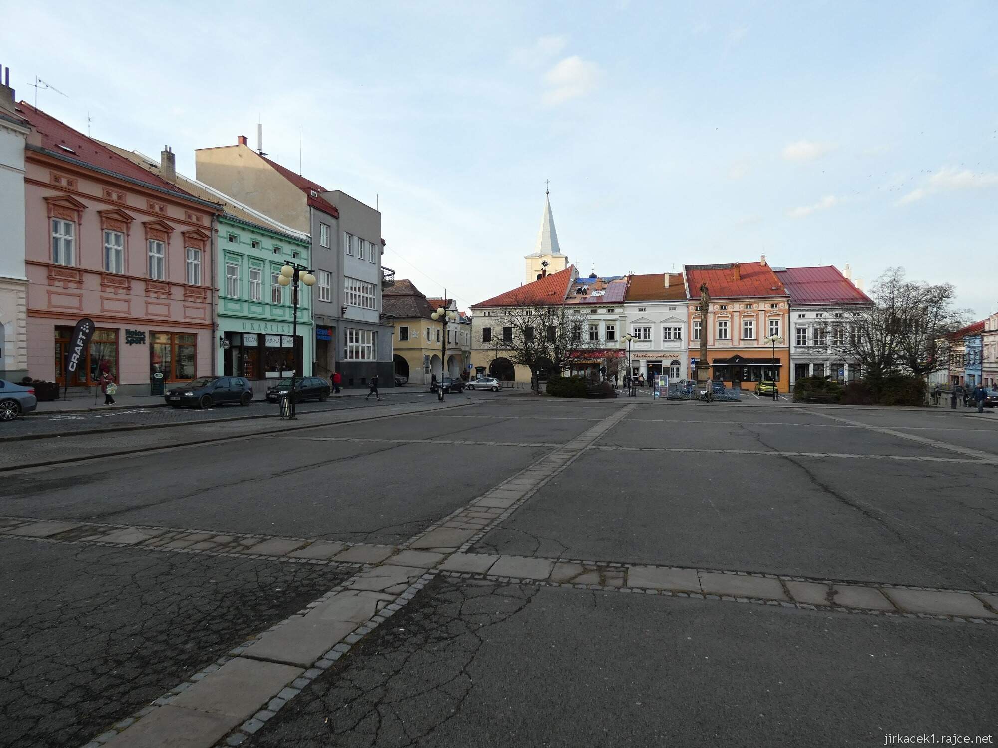 I - Valašské Meziříčí - náměstí 26 - celkový pohled