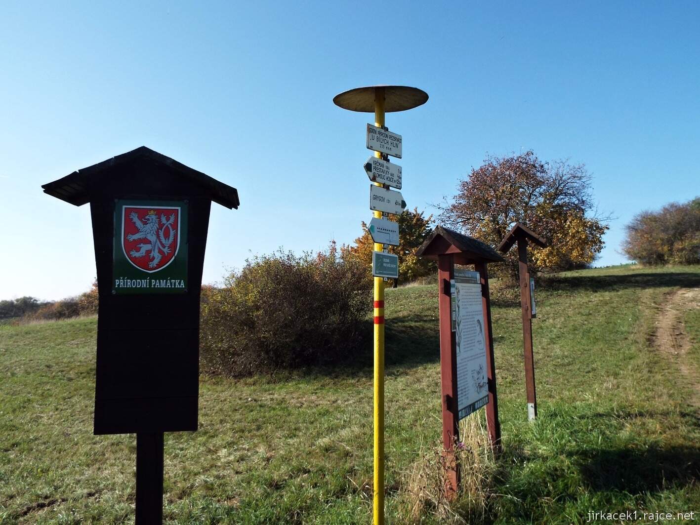 Krčmaň - přírodní památka U bílých hlín