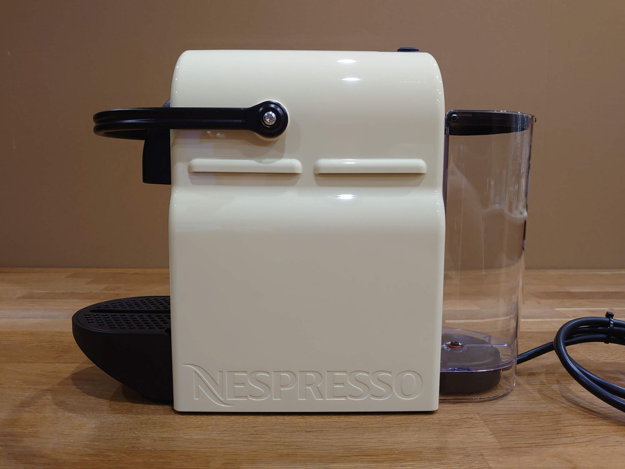 Kávovar DELONGHI Inissia EN80.CW (Nespresso) | Aukro