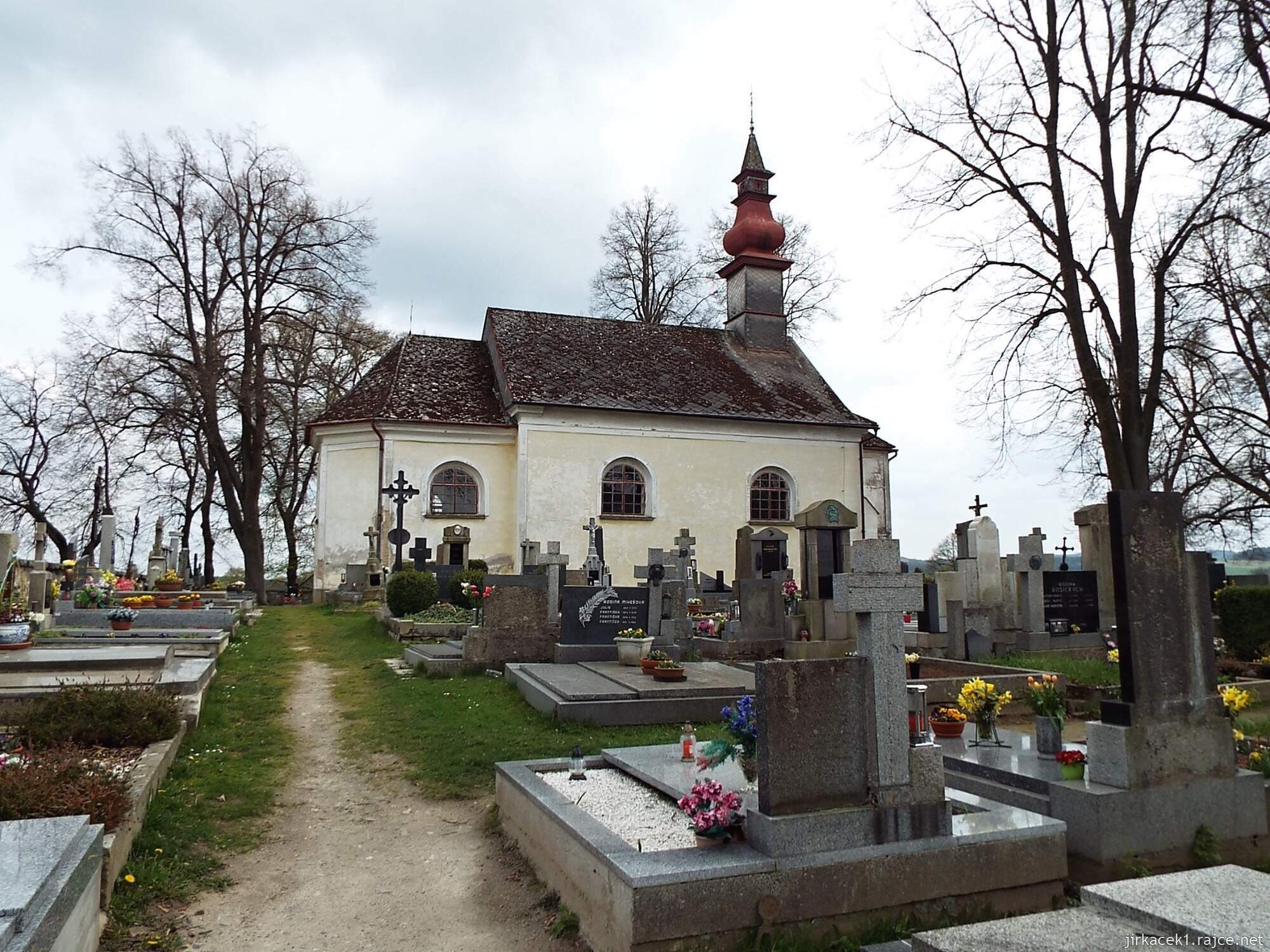 M - Horní Cerekev - Kostel sv. Jana Křtitele 02 - boční pohled