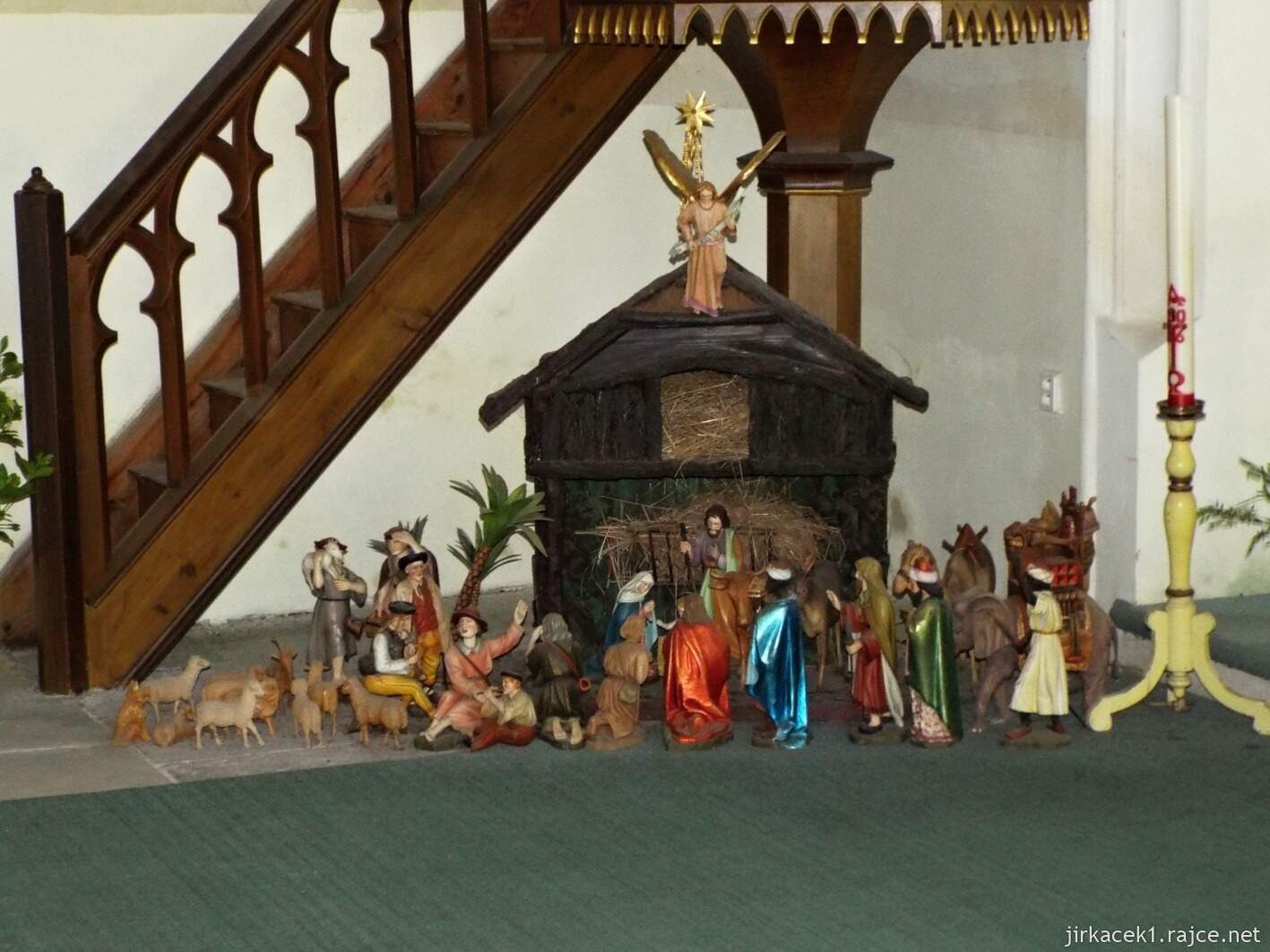 36 - Karlovice - kostel sv. Jiří 09