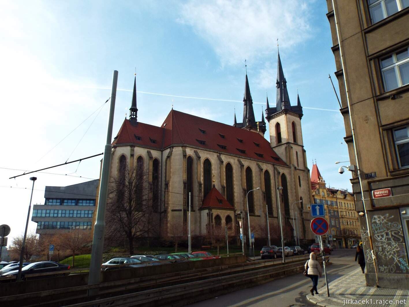 B - Praha Holešovice - kostel sv. Antonína Paduánského 01